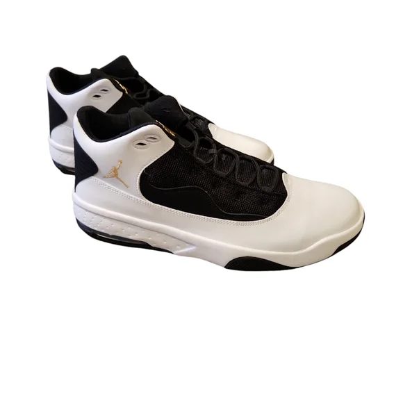 Jordan Black and White Sneakers Max Aura 2 Size 12